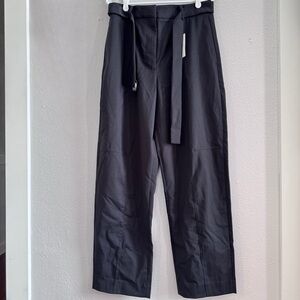 Banana Republic Italian Wool Trouser • NWT • Size 6 Long • Black